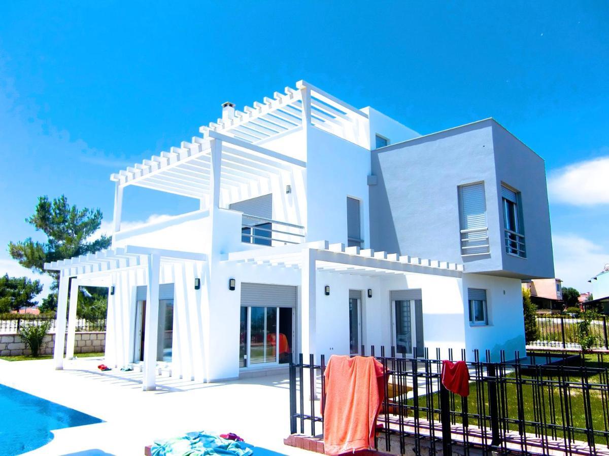 Luxury Villa With Amazing View, Cesme Exterior photo